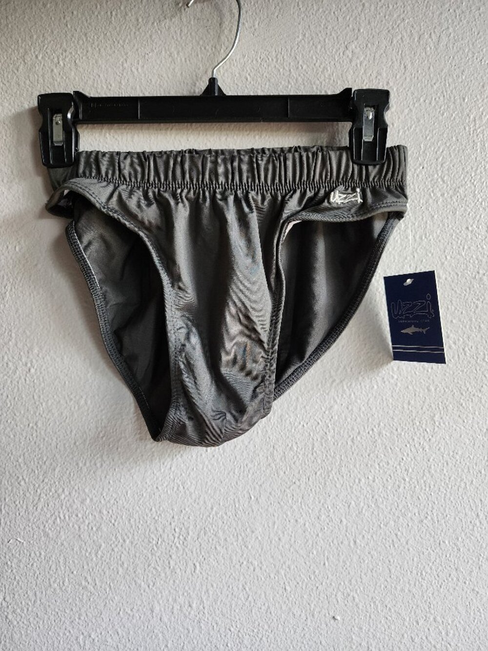 Uzzi Amphibius Gear Men's Shark Bikini, Dark Gray, Medium